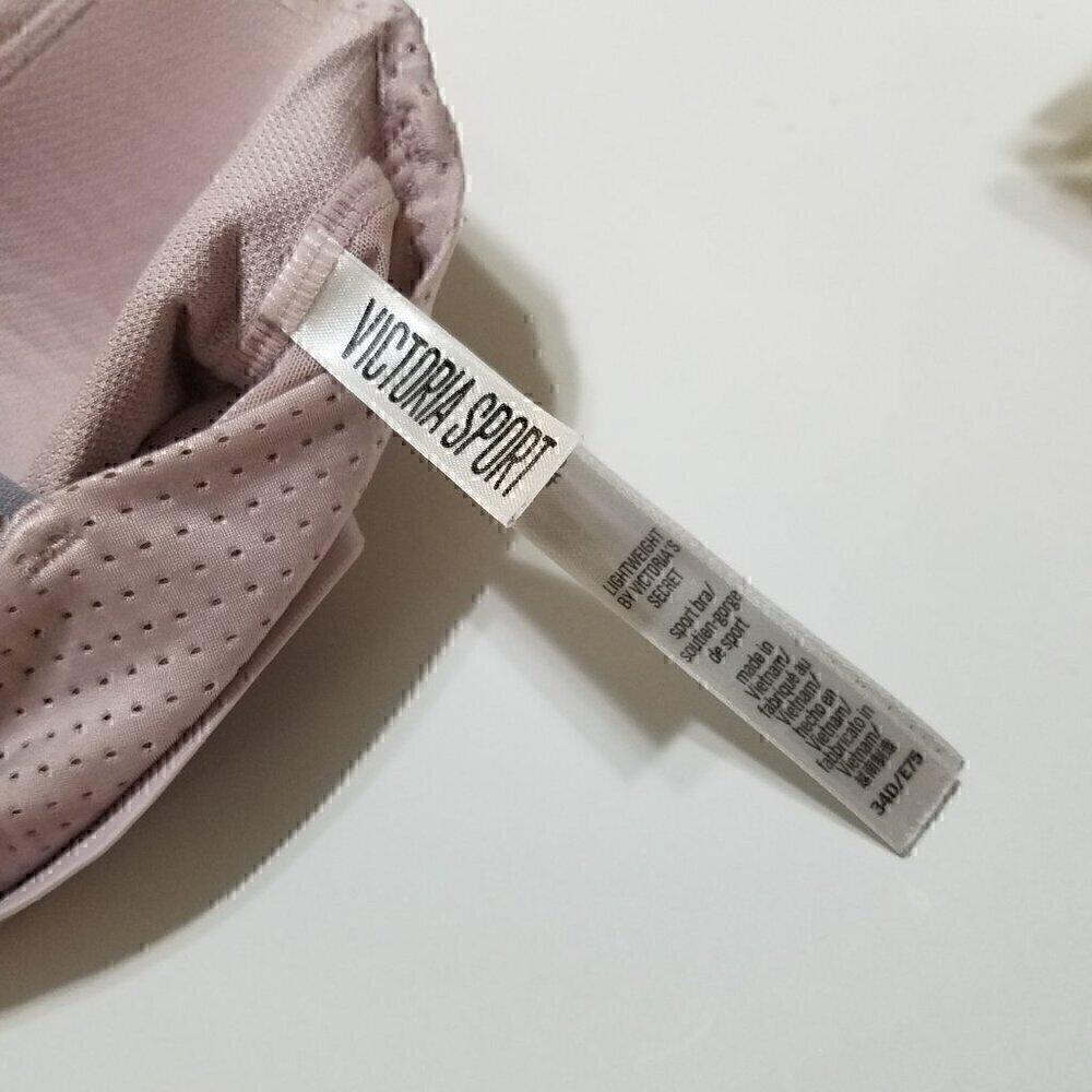 Victoria's Secret Wireless Sports Bra Size 34D - Picture 3 of 5